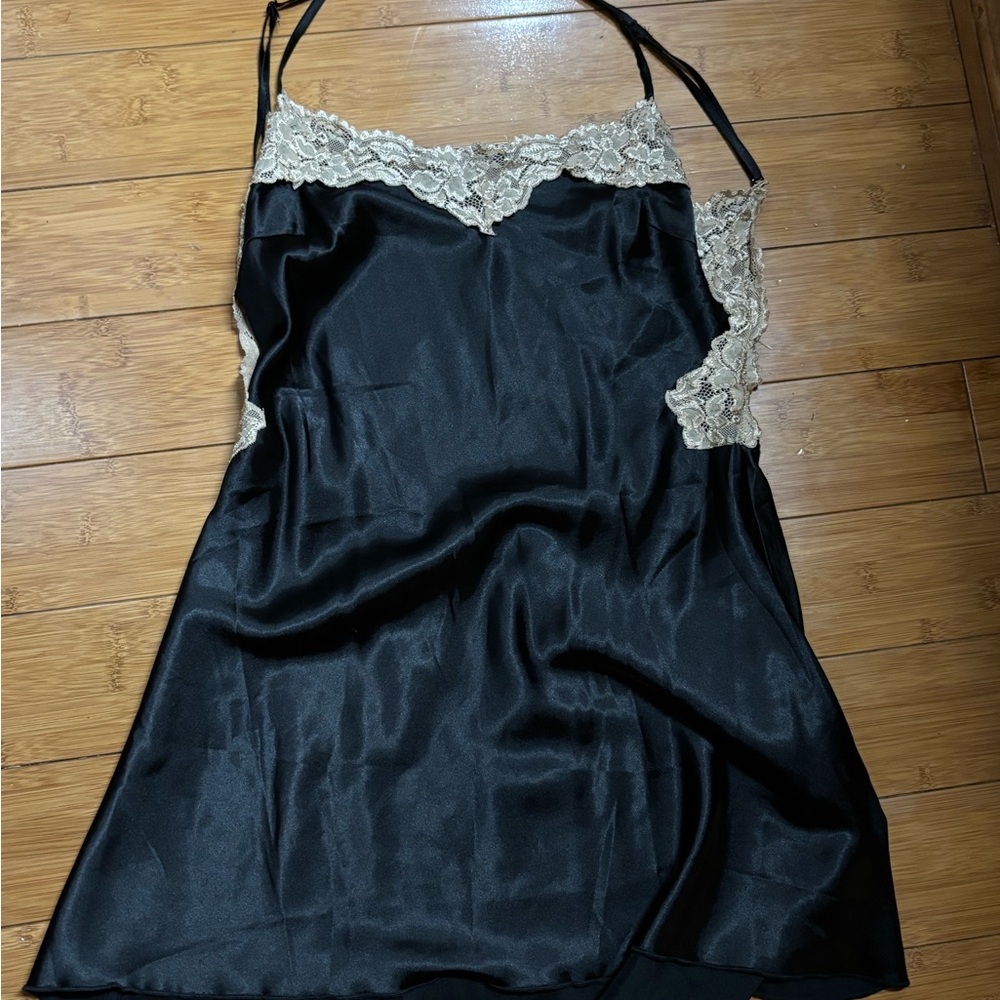 Verge Girl Elegant Black Lace Trim Mini Dress